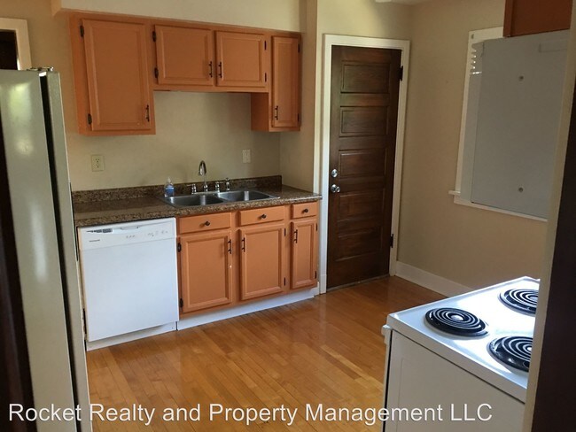 Foto del edificio - 628 Adams St