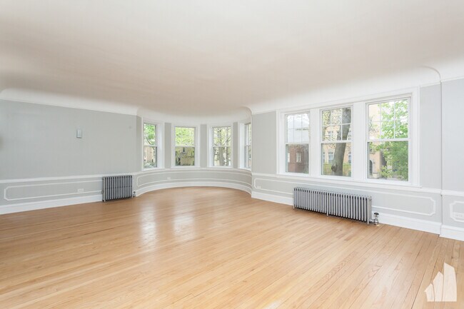 Foto del edificio - 6149 N Talman Ave