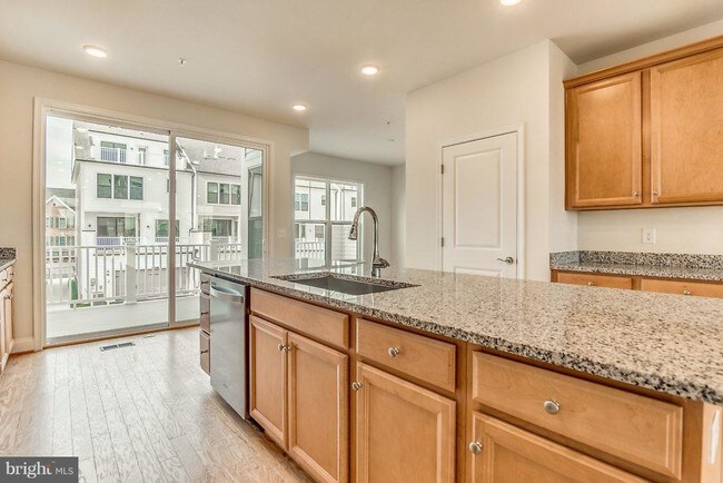 Building Photo - 22589 Amendola Terrace