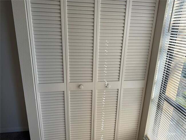 Foto del edificio - 5691 Ashton Lake Dr