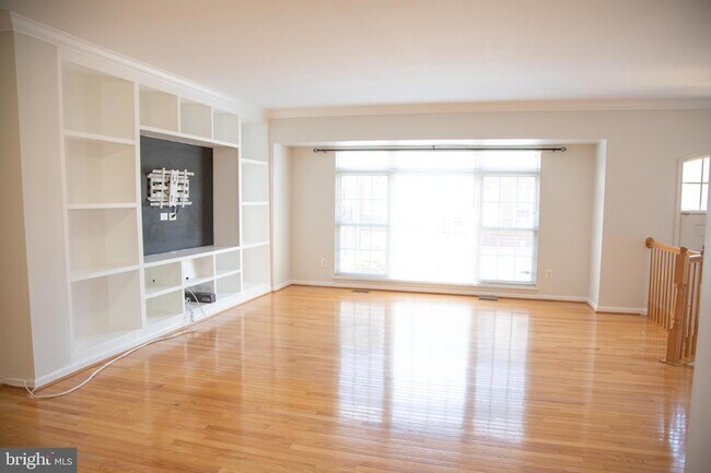 Foto del edificio - 3347 Wilton Crest Ct