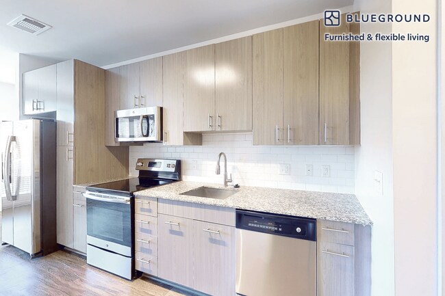 Building Photo - 820 Concorde Cir