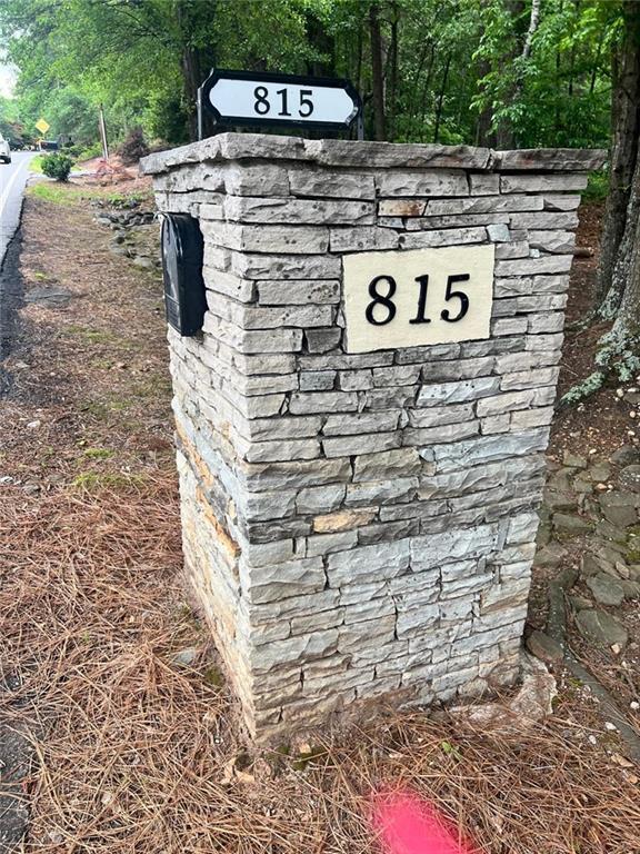 Foto del edificio - 815 Grimes Bridge Rd