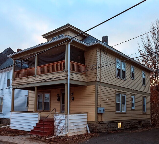 Building Photo - 1 Harmon Ave