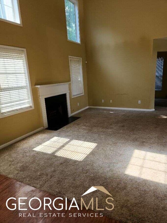 Foto del edificio - 277 Winthrop Ln