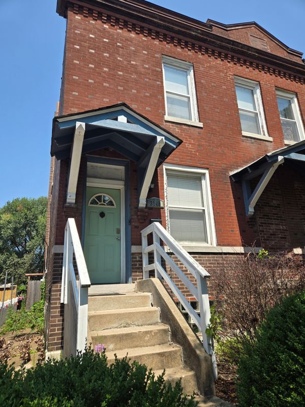 Building Photo - 3145 Cherokee St