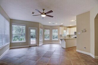 Building Photo - 147 N Willow Point Cir