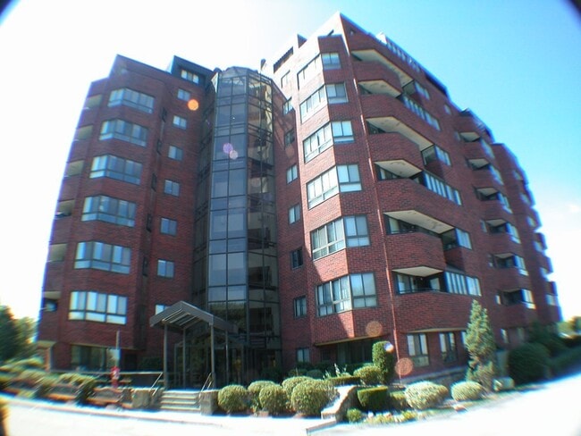 Building Photo - 200 Burkhall St