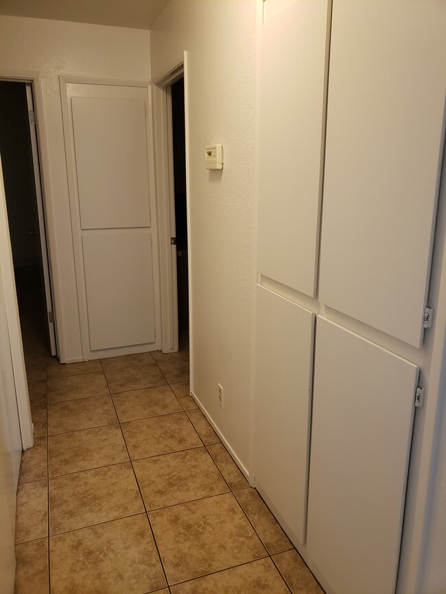 Hallway to Bedrooms & Bathroom - 1868 Pennebaker Way