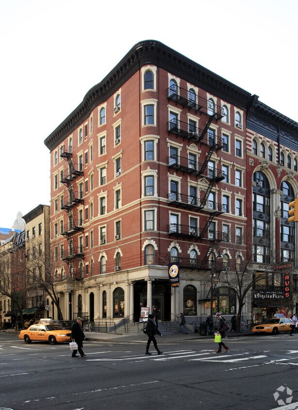 66 W Ninth - 66 W Ninth St
