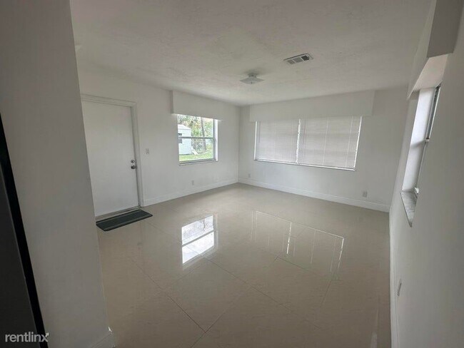 Building Photo - 3 br, 2 bath House - 3601 Avenue T Avenue