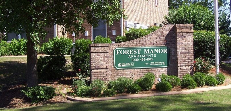 Primary Photo - Forest Manor
