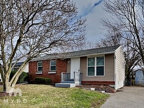 Building Photo - 6200 Maple Canyon Ave