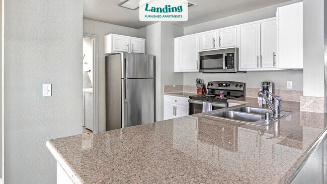 Building Photo - 2601 S Grand Canyon Dr