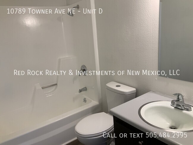 Foto del edificio - 10789 Towner Ave NE