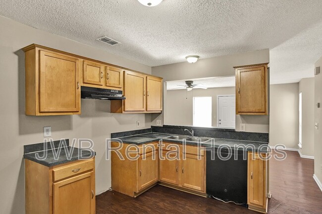 Foto del edificio - 877 Candleknoll Ln