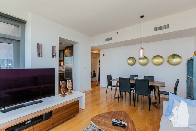 Foto del edificio - Beautiful unit at The Legacy at Millennium...