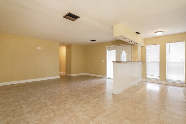 Foto del edificio - 1523 SE 35th Terrace