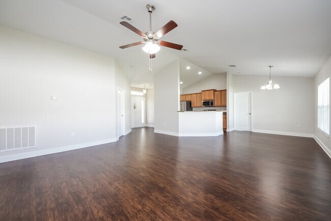 Building Photo - 3633 Doe Run Dr