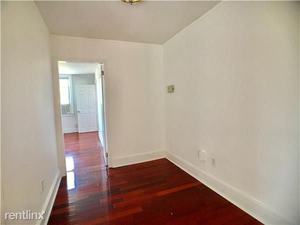 Foto del edificio - 223 N 7th St