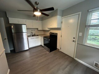 Foto del edificio - Nice 2 bedroom 1 Bath Townhome