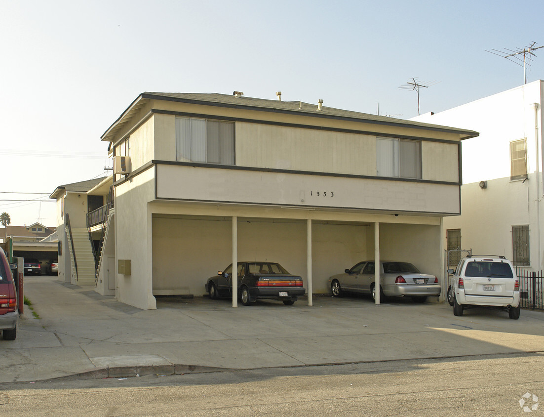 Primary Photo - 1333 2nd Ave