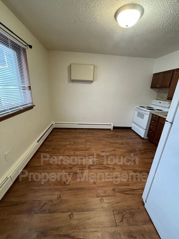 Foto del edificio - 132 6th Ave N