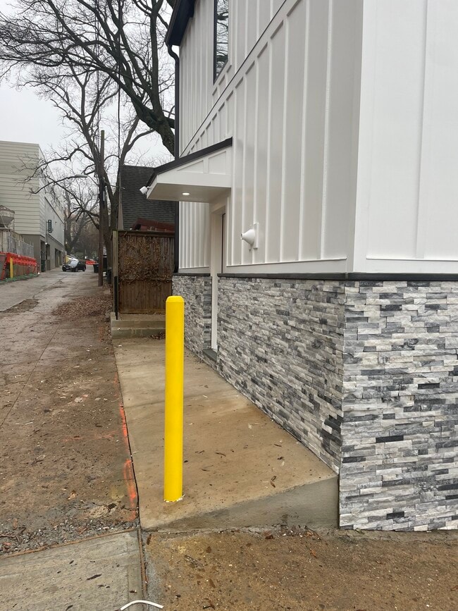 Photo - 4621 42nd St NW House