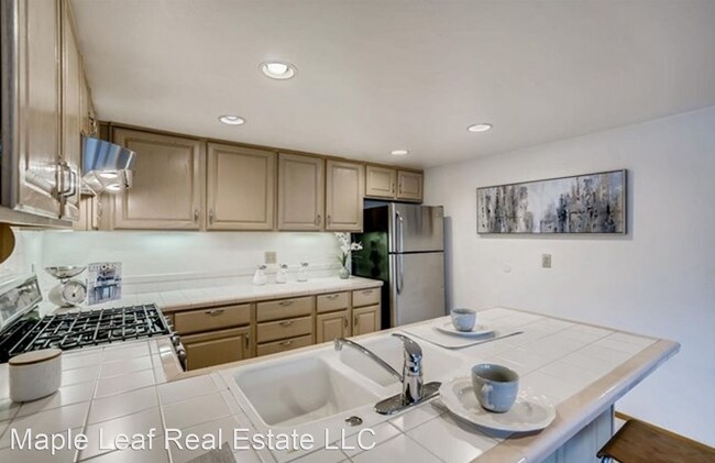 Foto del edificio - 2 br, 1 bath House - 6412 E Greenlake Way N