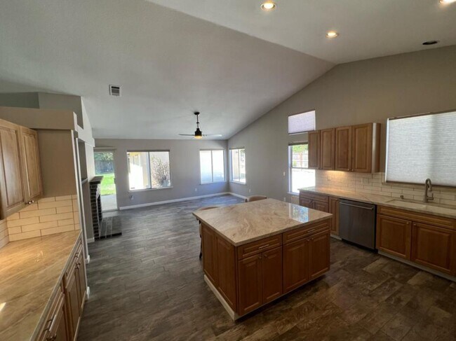 Building Photo - 9709 Partridge Ct