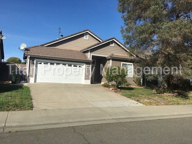 Building Photo - 8553 Charente Way