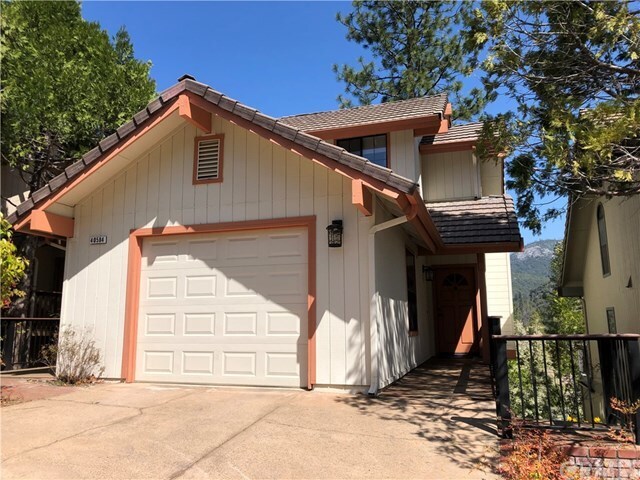 Primary Photo - 40584 Saddleback Rd