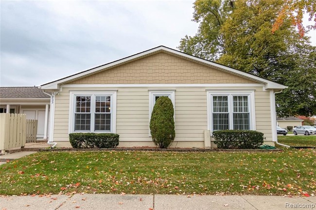 Building Photo - 22733 Cortes St