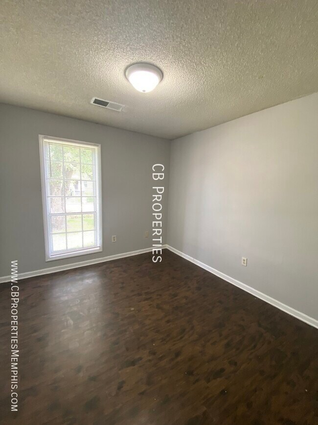 Building Photo - MOVE IN PROMO!!