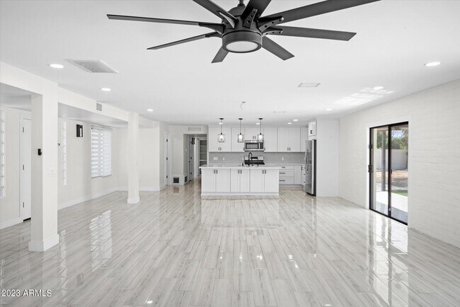 Foto del edificio - 6235 E Aster Dr