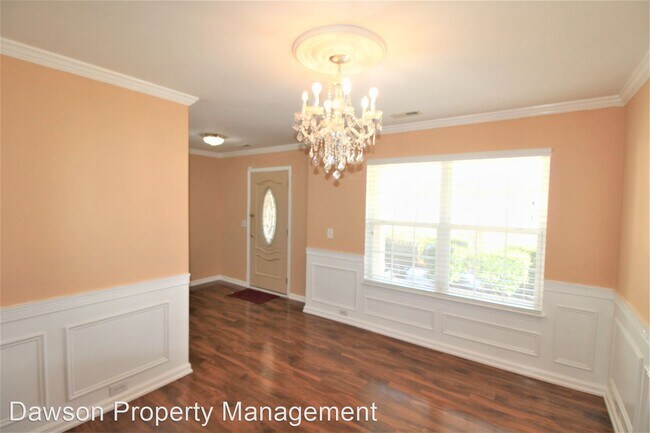 Building Photo - 10830 Mountain Springs Dr