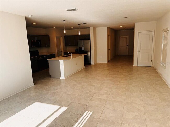 Foto del edificio - 1382 Deepwater Cir