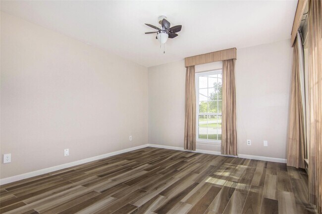 Foto del edificio - 4800 Palmetto St