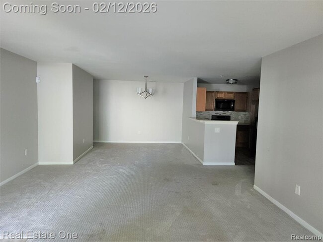 Foto del edificio - 3275 N Pointe Blvd