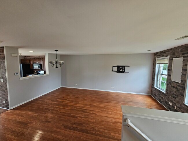 Foto del edificio - 24429 John Adams Dr