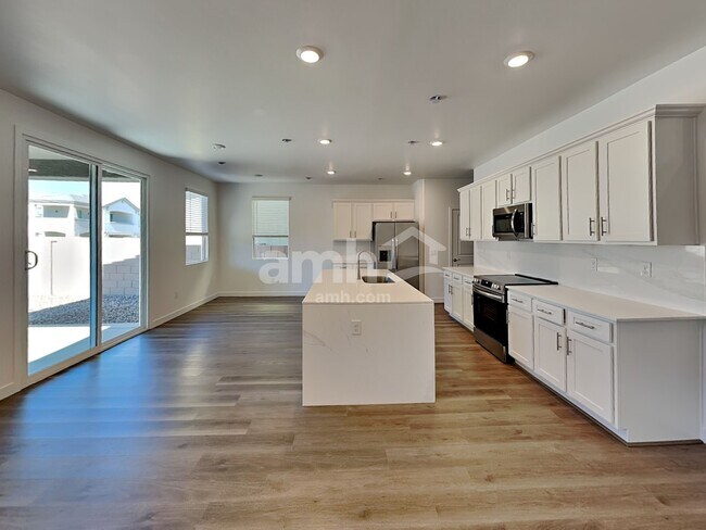 Foto del edificio - 7340 S Avenida Obelo