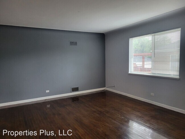 Building Photo - 2 br, 1 bath House - 2830 N Monroe St