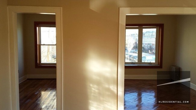 Building Photo - 2130 Ditmars Blvd