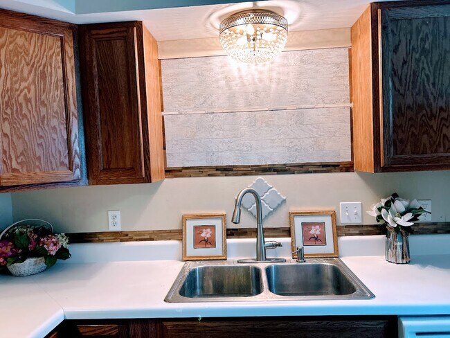 Foto del edificio - 4711 Scepter Way