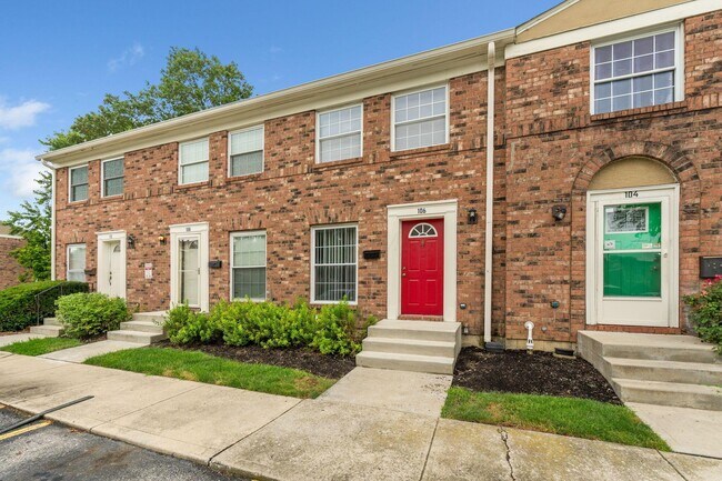 Foto del edificio - 106 Tarryton Ct E