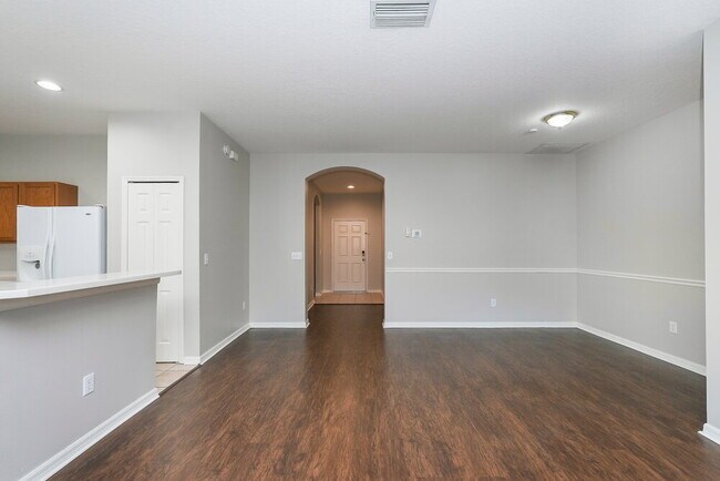 Foto del edificio - 713 Star Pointe Dr