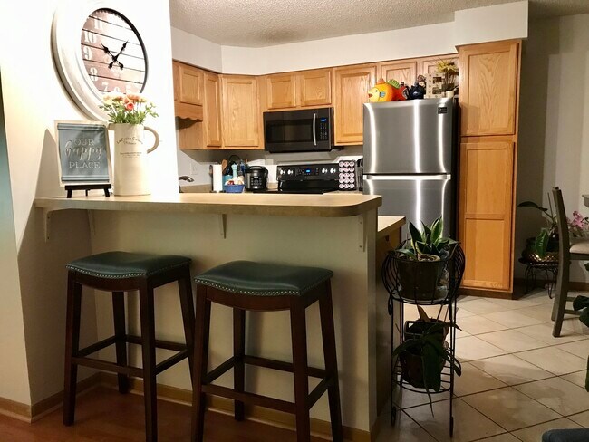 Foto del edificio - 3017 W Heritage Dr
