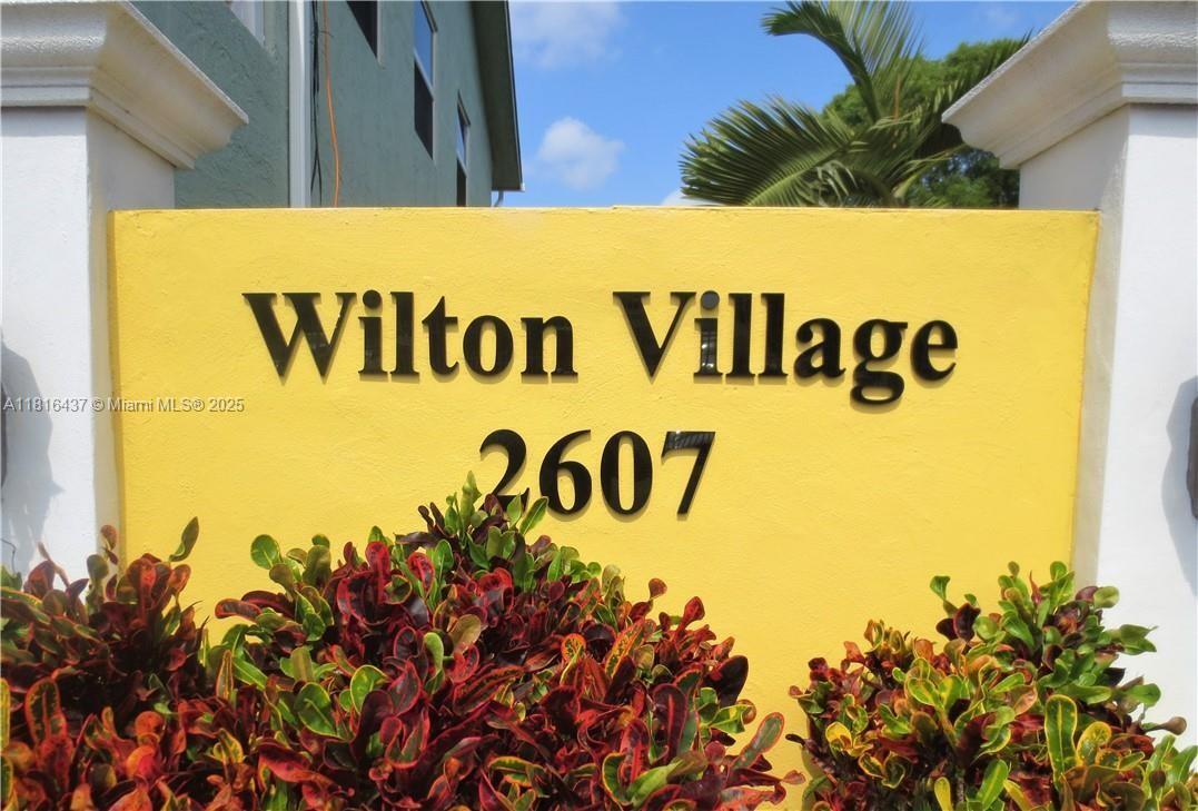Foto principal - 2607 NE 8th Ave