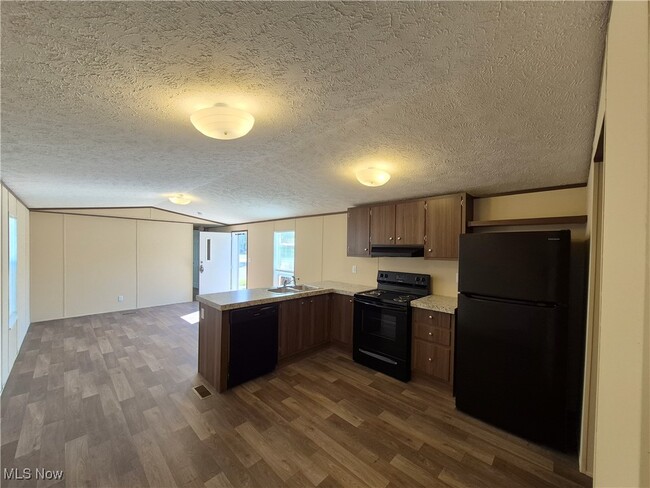 Foto del edificio - 120 Kenny Brook Ln