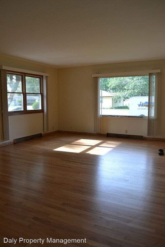 Building Photo - 3 br, 2 bath House - 2540 LaMar Ave